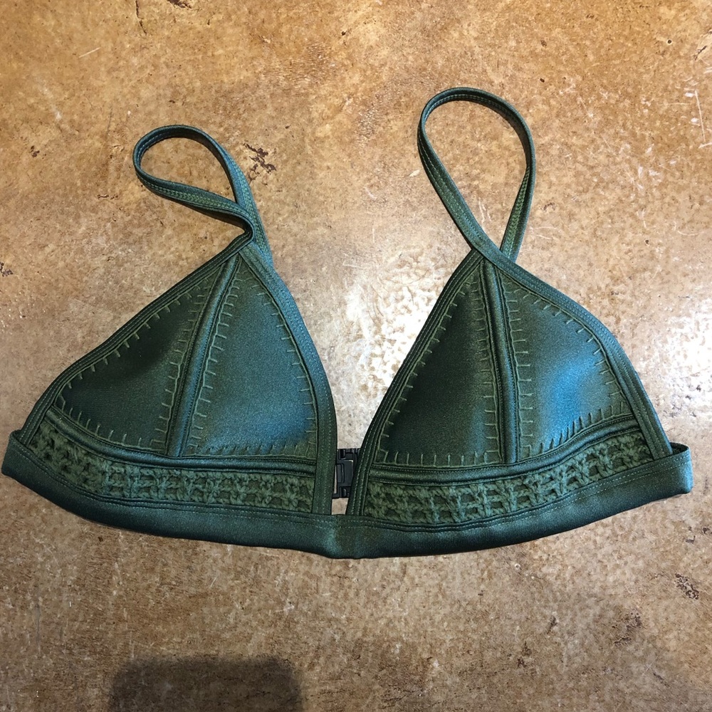 Triangl bikini top S++